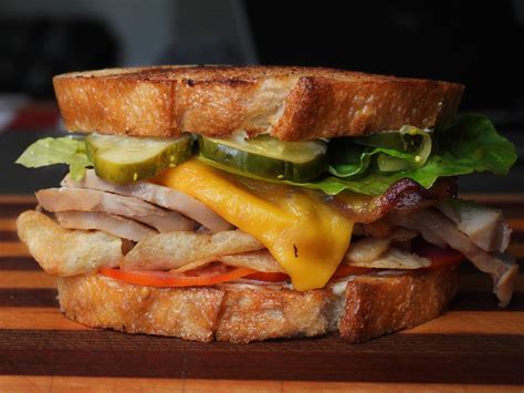 How much fat is in roasted chicken club (79646.0) - calories, carbs, nutrition