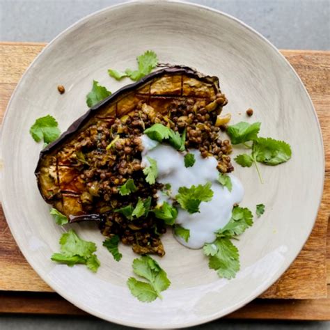 How much fat is in roasted eggplant with curried lentils - calories, carbs, nutrition