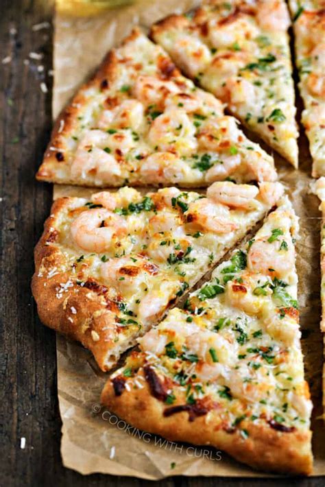 How much fat is in roasted garlic shrimp pizza, garlic butter - calories, carbs, nutrition