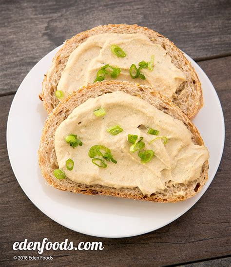 How much fat is in roasted garlic tofu spread - calories, carbs, nutrition