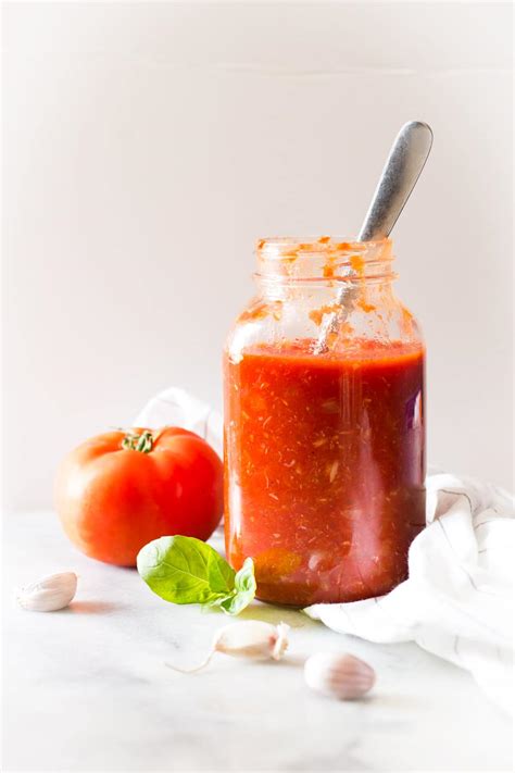 How much fat is in roasted garlic tomato sauce #2 - calories, carbs, nutrition