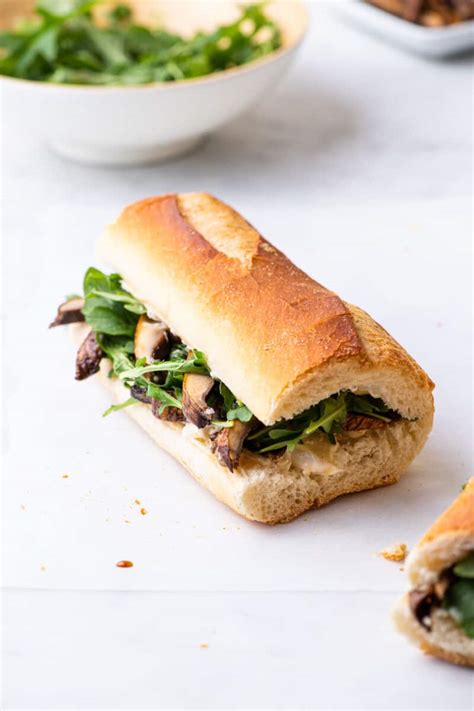 How much fat is in roasted portobello baguette sub - calories, carbs, nutrition