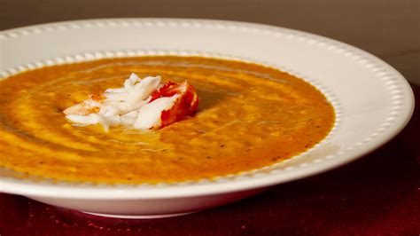 How much fat is in roasted red pepper and crab bisque - calories, carbs, nutrition