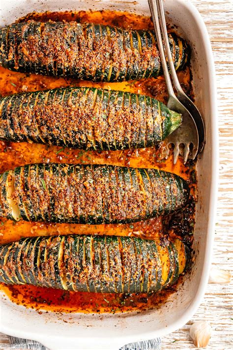 How much fat is in roasted zucchini - calories, carbs, nutrition