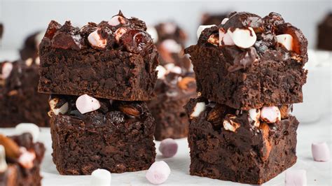 How much fat is in rocky road brownies - calories, carbs, nutrition