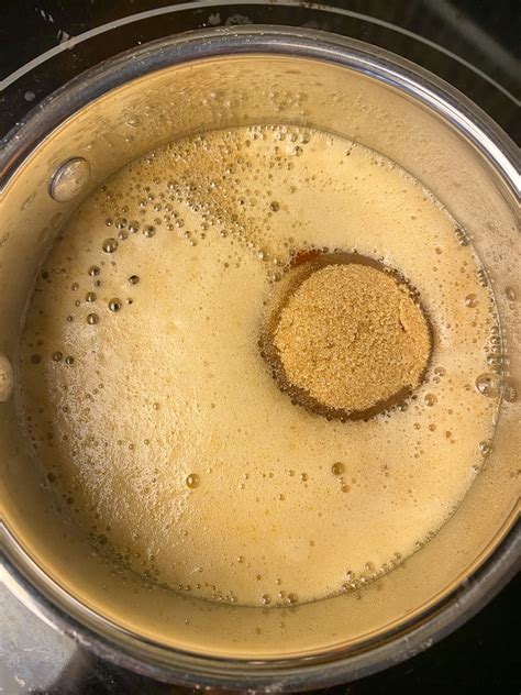 How much fat is in root beer glaze - calories, carbs, nutrition