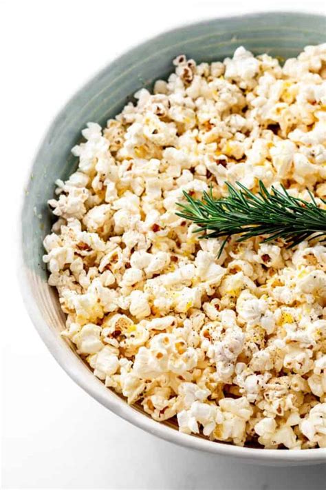 How much fat is in rosemary popcorn - calories, carbs, nutrition