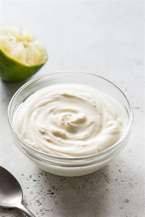 How much fat is in sabores mexican crema - calories, carbs, nutrition