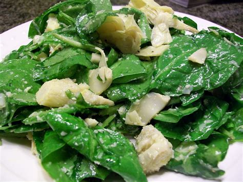 How much fat is in salad entree artichoke spinach & goat cheese - calories, carbs, nutrition