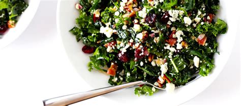 How much fat is in salad entree chicken grilled kale blue cheese - calories, carbs, nutrition