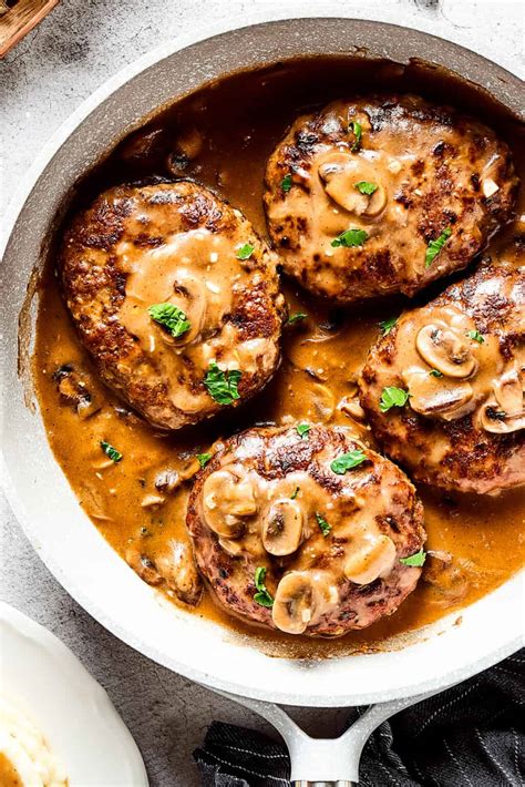 How much fat is in salisbury steak w/ gravy - calories, carbs, nutrition