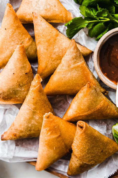 How much fat is in samosa ground beef pea potato 1 ea - calories, carbs, nutrition