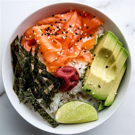 How much fat is in samurai breakfast bowl - calories, carbs, nutrition