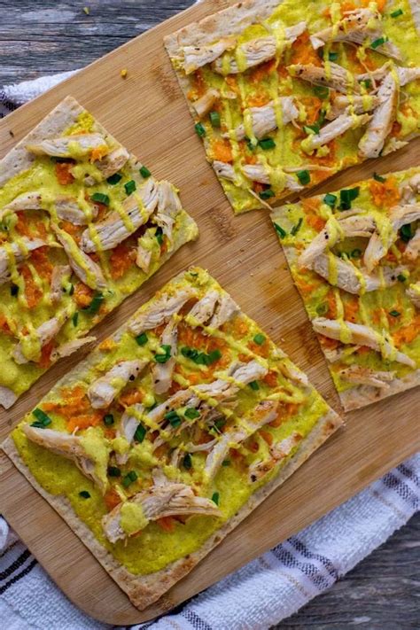 How much fat is in sand curried chicken flatbread - calories, carbs, nutrition