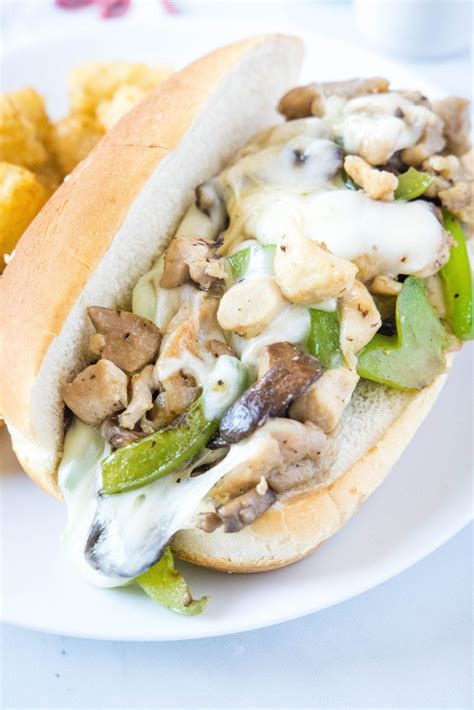 How much fat is in sand philly chicken cheesesteak - calories, carbs, nutrition