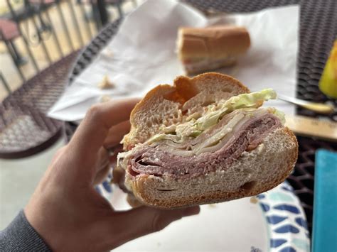 How much fat is in sandwich bar - thousand island - calories, carbs, nutrition