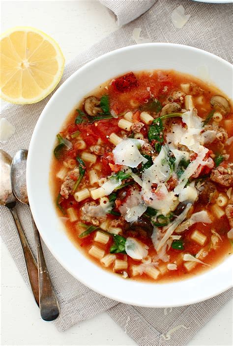 How much fat is in sausage and tomato soup - calories, carbs, nutrition