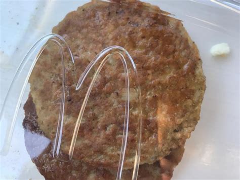 How much fat is in sausage patty (1) - calories, carbs, nutrition