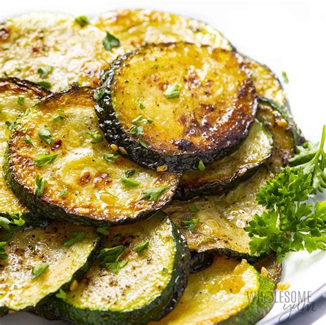 How much fat is in sauta©ed zucchini - calories, carbs, nutrition