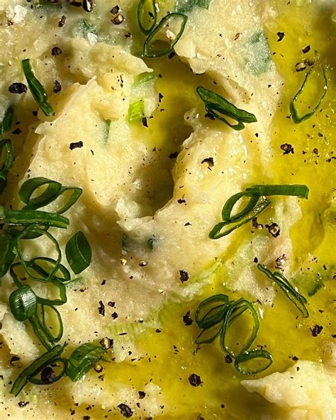 How much fat is in scallion mash - calories, carbs, nutrition