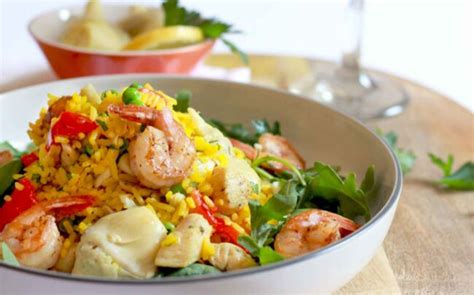How much fat is in seafood paella salad - calories, carbs, nutrition
