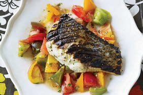 How much fat is in seared striped bass in spiced tomato broth - calories, carbs, nutrition