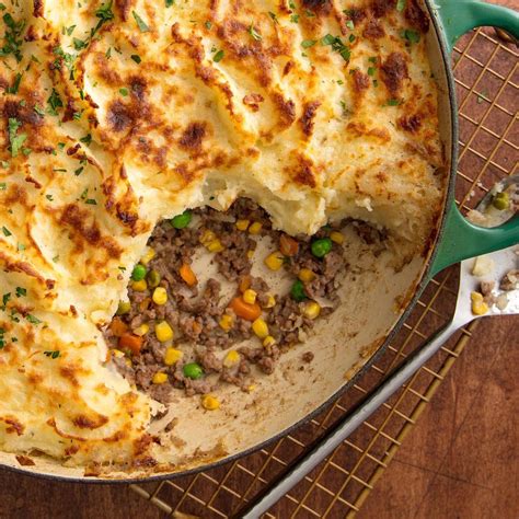 How much fat is in shepards pie (31680.2) - calories, carbs, nutrition