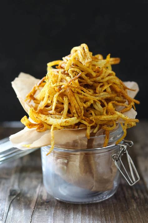 How much fat is in shoestring fries - calories, carbs, nutrition