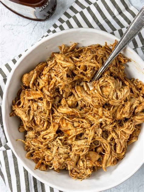 How much fat is in shredded bbq chicken - calories, carbs, nutrition