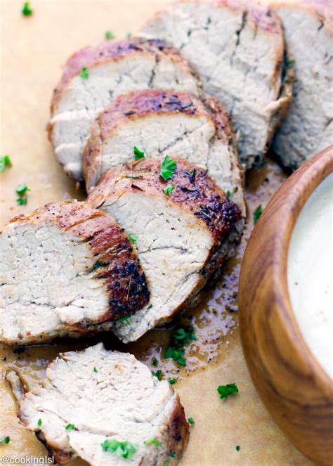 How much fat is in simply roasted pork loin - calories, carbs, nutrition