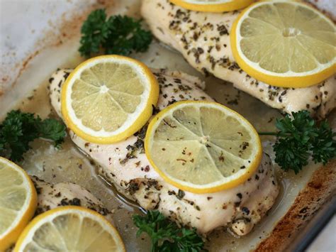 How much fat is in simplyfit chicken, baked lemon herb - calories, carbs, nutrition