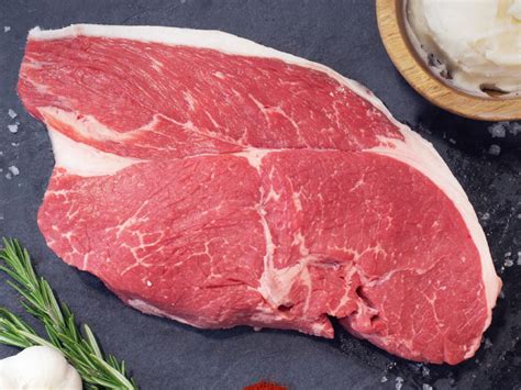 How much fat is in sirloin steak (62286.1) - calories, carbs, nutrition