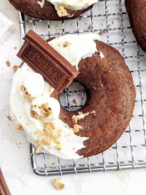 How much fat is in smores donut - calories, carbs, nutrition