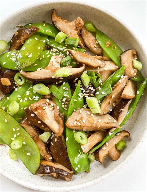 How much fat is in snow peas and shitake mushrooms - calories, carbs, nutrition