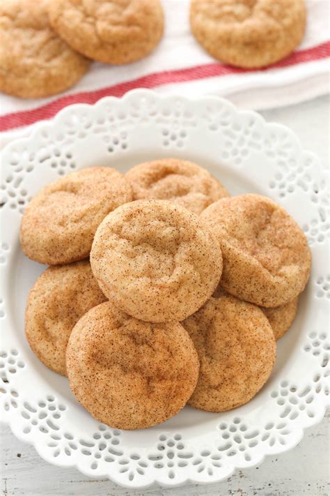 How much fat is in soft-baked snickerdoodles - calories, carbs, nutrition