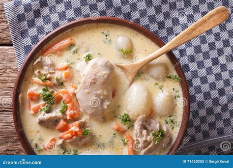 How much fat is in soup waterzooi belgian cream of chicken 8 oz - calories, carbs, nutrition