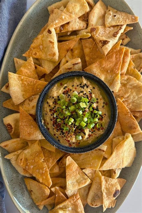 How much fat is in sourdough crisps - calories, carbs, nutrition
