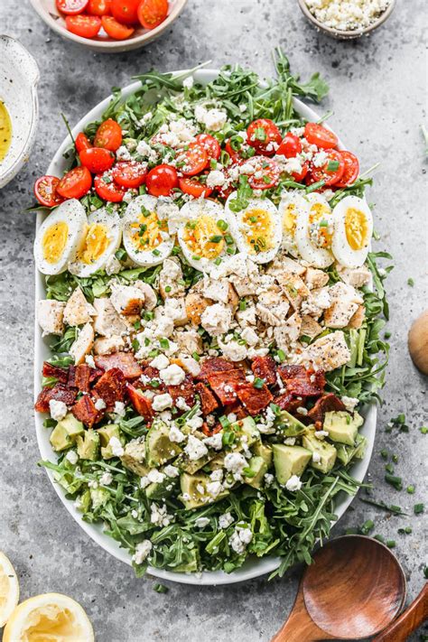 How much fat is in south west radish cobb salad - calories, carbs, nutrition