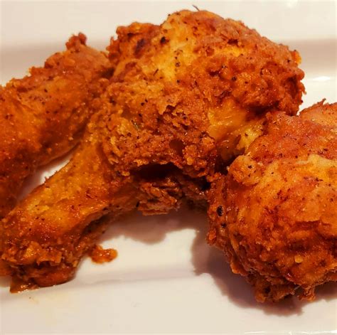 How much fat is in southern fried chicken - calories, carbs, nutrition