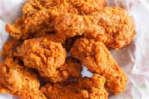 How much fat is in southern fried chicken no sides - calories, carbs, nutrition