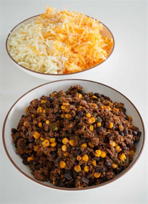 How much fat is in southwest beef filling - calories, carbs, nutrition