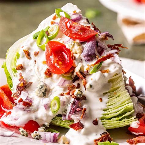 How much fat is in southwest wedge salad (to go) - calories, carbs, nutrition