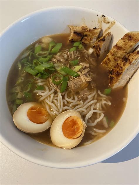 How much fat is in soy ginger ramen - calories, carbs, nutrition