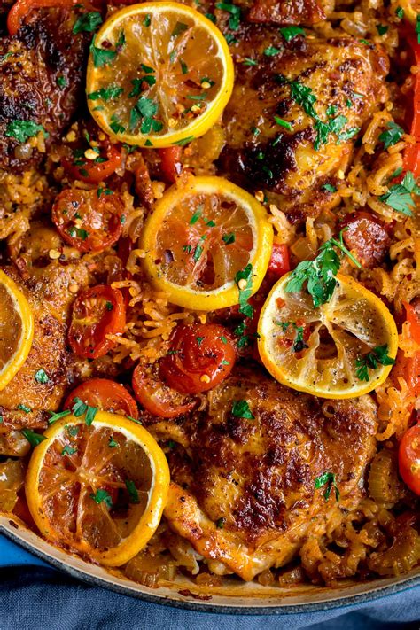 How much fat is in spanish chicken with rice - calories, carbs, nutrition