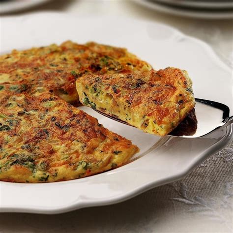 How much fat is in spanish omelet - calories, carbs, nutrition