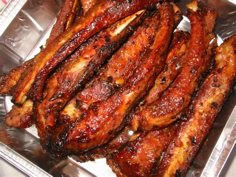 How much fat is in spare ribs with sticky chilli and plum glaze - calories, carbs, nutrition