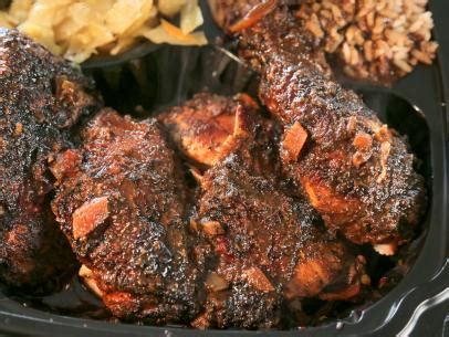 How much fat is in spicy jerk chicken - calories, carbs, nutrition