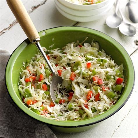 How much fat is in spicy pepper slaw - calories, carbs, nutrition