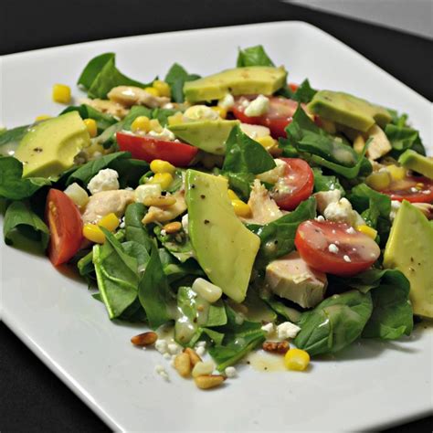 How much fat is in spinach goat cheese salad w/chicken - calories, carbs, nutrition