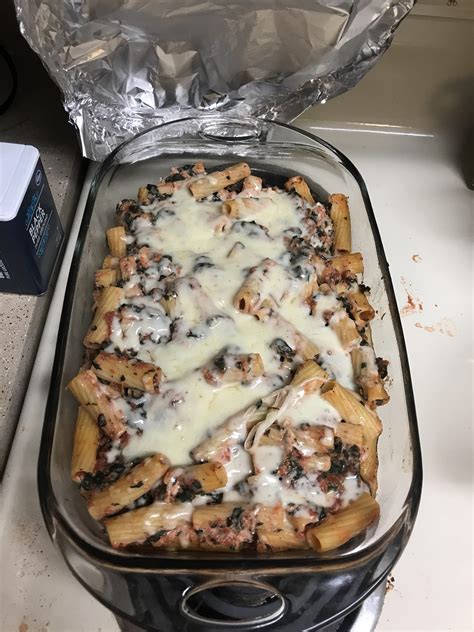 How much fat is in spinach stuffed rigatoni - calories, carbs, nutrition